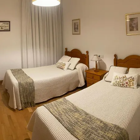 Apartamento Amplio Y Centrico Piso Con Buenas Vistas En Selaya