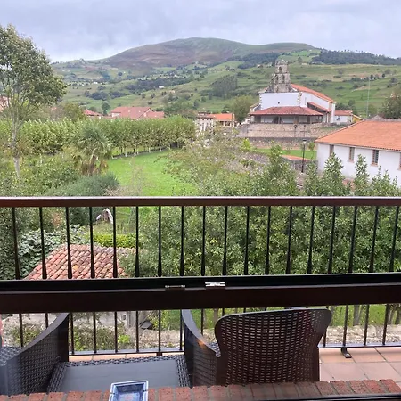 Amplio Y Centrico Piso Con Buenas Vistas En