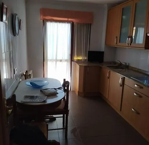 Amplio Y Centrico Piso Con Buenas Vistas En * Selaya