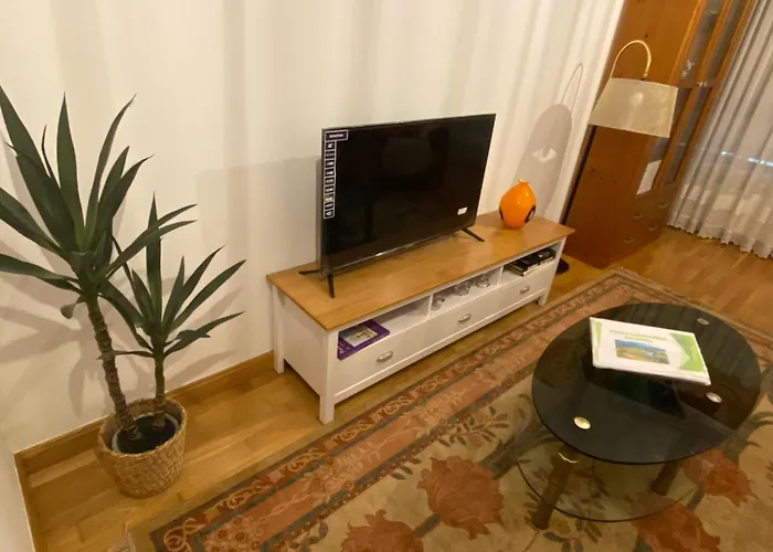 Amplio Y Centrico Piso Con Buenas Vistas En