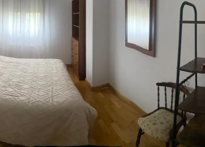 Amplio Y Centrico Piso Con Buenas Vistas En *